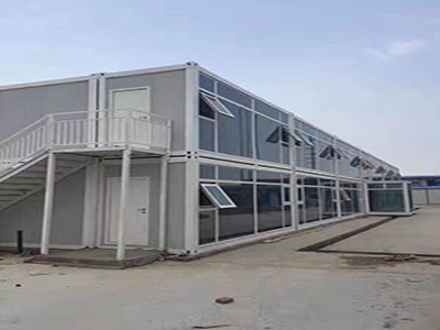 彩鋼板鋼構廠房適用性廣泛、優勢明顯